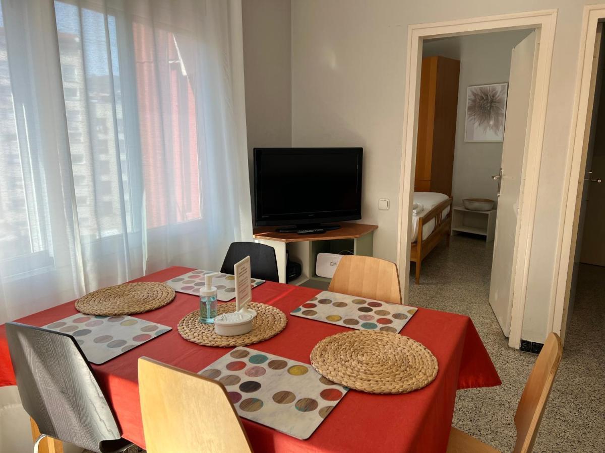 Sunny And Quiet Sagrada Familia Appartement Barcelona Buitenkant foto